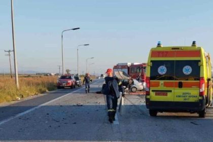 Τέσσερις νεκροί από σύγκρουση λεωφορείου με 2 αυτοκίνητα στην Αθηνών - Ευζώνων