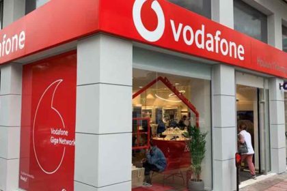 Νέα στρατηγική συνεργασία Vodafone Ελλάδας και Public