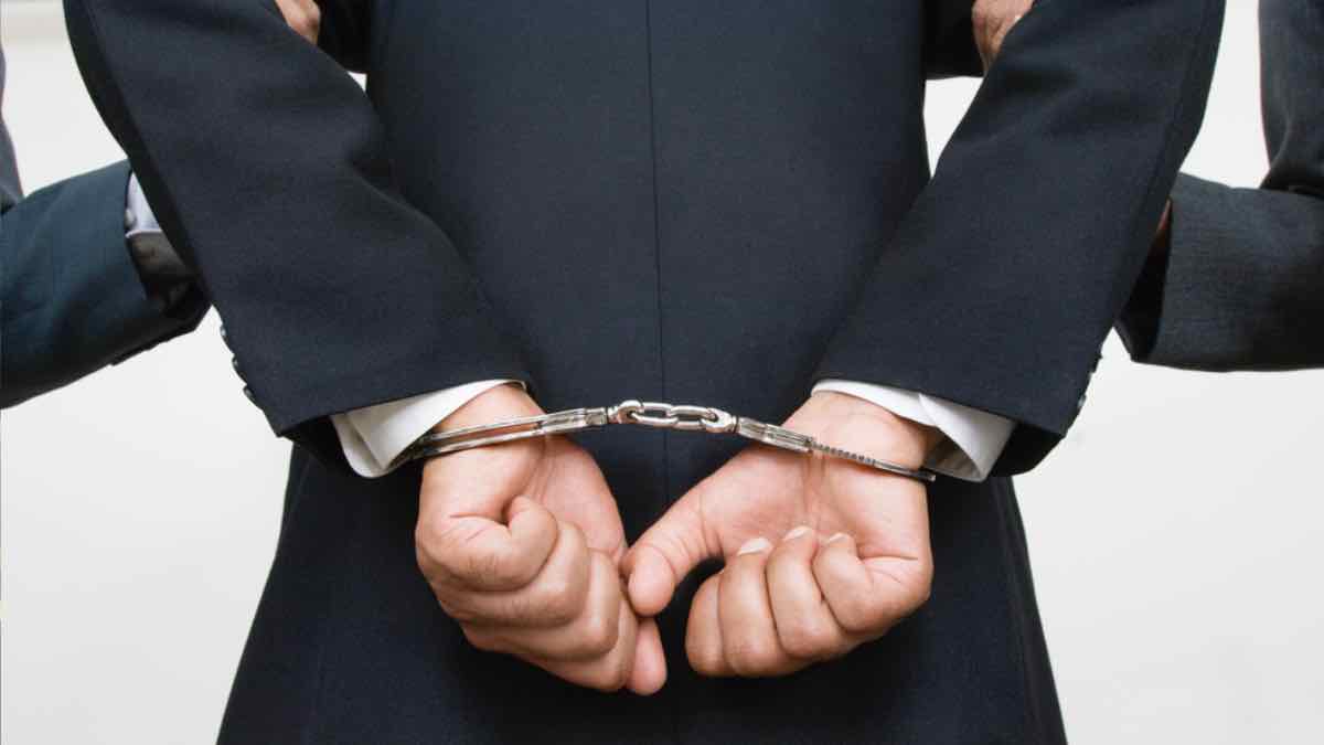 Συνελήφθη 47χρονος με οφειλές άνω του μισού εκατομμυρίου ευρώ στο Δημόσιο