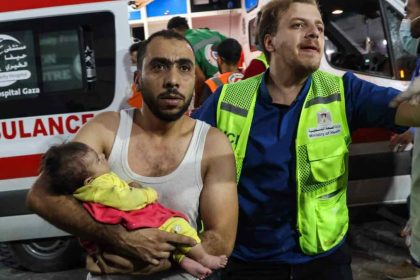Διεθνείς αντιδράσεις για τον βομβαρδισμό νοσοκομείου στη Γάζα- Αρνείται την ευθύνη το Ισραήλ