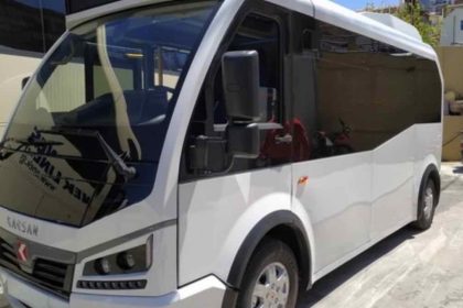 Τα ηλεκτρικά λεωφορεία του Δήμου Ελευσίνας και σχέδια για δημοτική συγκοινωνία