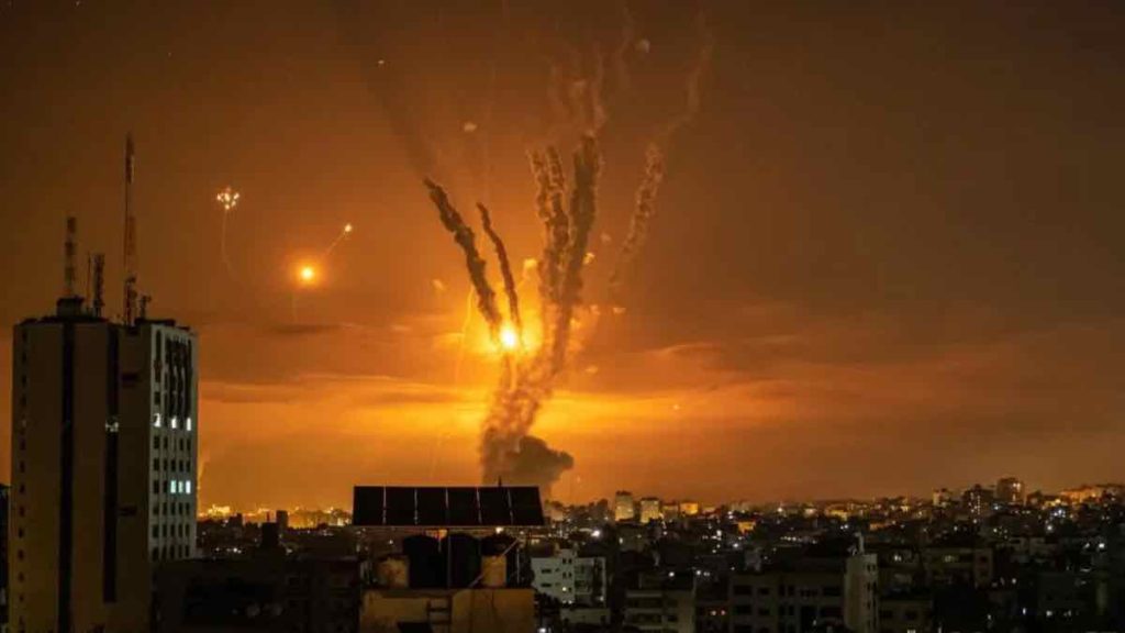«Blitzkrieg» της Χαμάς με άνευ προηγουμένου διείσδυση στο έδαφος του Ισραήλ