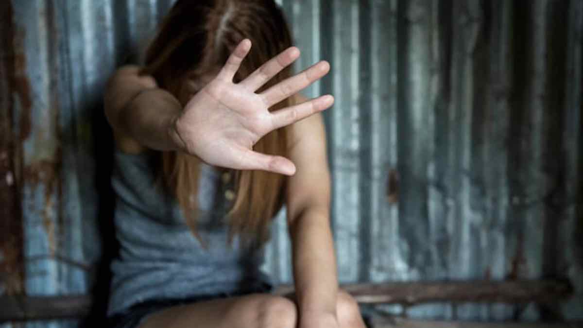 30χρονος φέρεται να βίασε 13χρονη στα Νέα Στύρα - «Εξαφανισμένος» ο ύποπτος