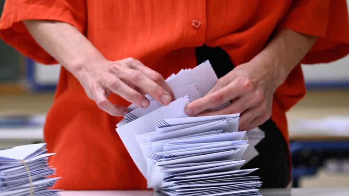 Μεγάλο ενδιαφέρον για την επιστολική ψήφο - Έχουν ήδη γίνει 8.000 εγγραφές