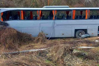 Βουλγαρία: Τουριστικό λεωφορείο με Έλληνες συγκρούστηκε με νταλίκα -10 τραυματίες [εικόνες]