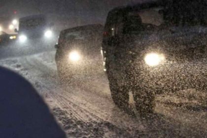 Έκλεισε η λεωφόρος Πάρνηθας από το ύψος του τελεφερίκ λόγω χιονόπτωσης - Συνεχίζονται τα φαινόμενα