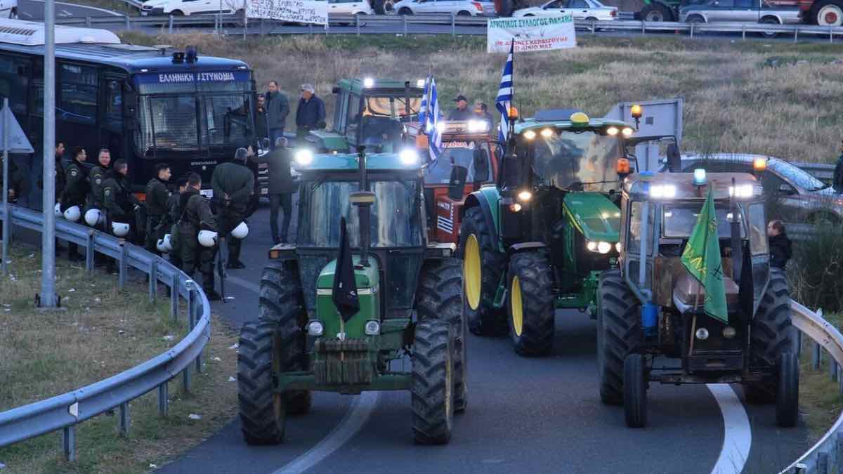 Με τρακτέρ κατεβαίνουν οι αγρότες στην Αθήνα για το συλλαλητήριο - Το σχέδιο της ΕΛ.ΑΣ. | ΘΡΙΑΣΙΟ