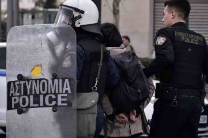 Επέμβαση της Αστυνομίας σε κατάληψη στο Δημοκρίτειο - Προσαγωγή 18 Φοιτητών
