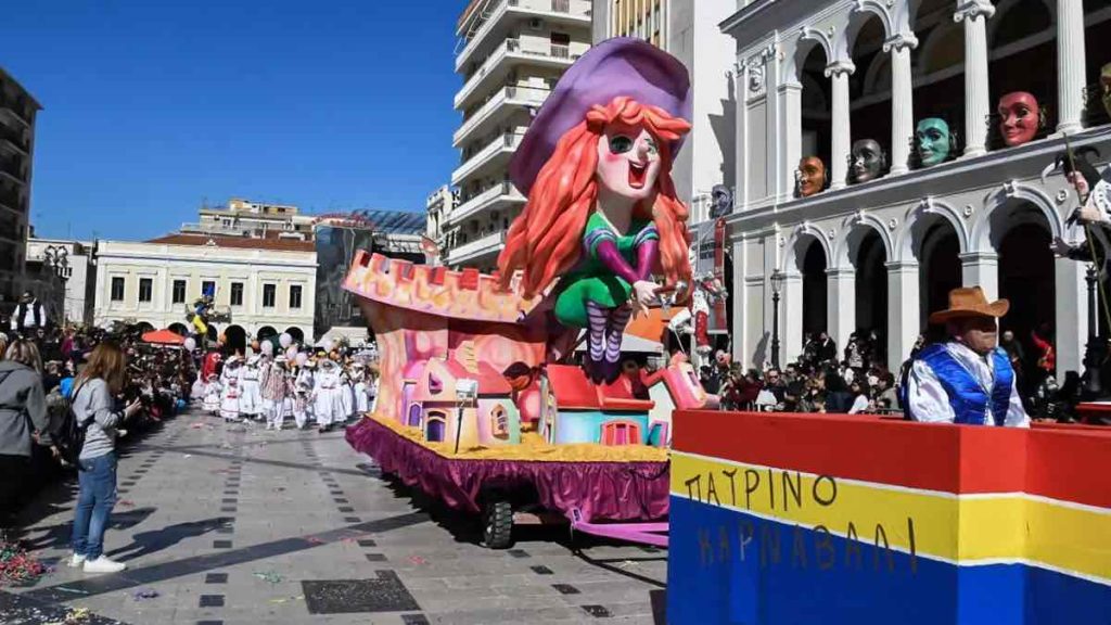 Καρβέλης για κρούσματα μηνιγγίτιδας: Ασφαλής προορισμός η Πάτρα για το καρναβάλι