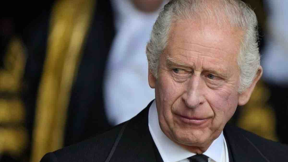 Σοκ στη Βρετανία: Το Μπάκιγχαμ ανακοίνωσε ότι ο ο Βασιλιάς Κάρολος διαγνώστηκε με καρκίνο