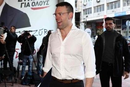Κασσελάκης: «Θα μείνω στην Ελλάδα και στο κόμμα, θα γίνω πρωθυπουργός»