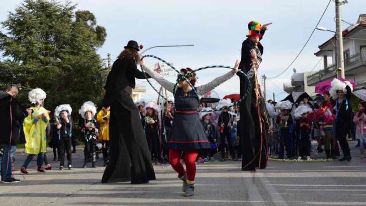 Απόκριες 2024: Διήμερο γεμάτο εκπλήξεις, χορό και παρέλαση σε Ελευσίνα και Μαγούλα