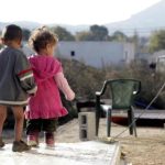 Ξεκίνησαν οι εμβολιασμοί για ιλαρά σε παιδιά Ρομά από τον ΕΟΔΥ