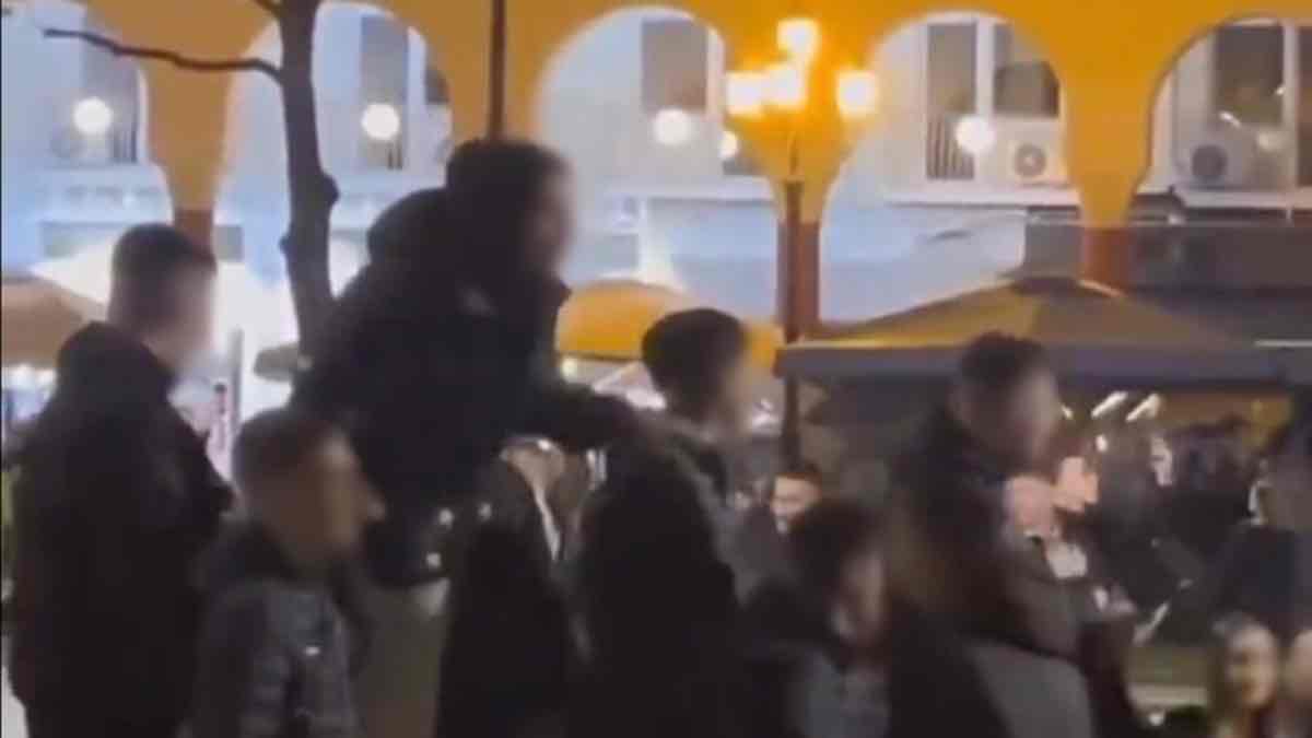 Θεσσαλονίκη: 21 συλλήψεις για ρατσιστική επίθεση σε δύο τρανς άτομα