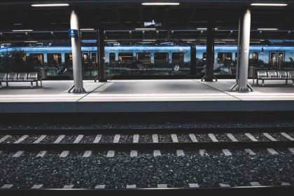 Παρολίγον σύγκρουση τρένων στις Αχαρνές - «Το σύστημα της τηλεδιοίκησης λειτούργησε» λέει ο ΟΣΕ