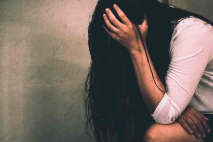 «Καλπάζει» η ενδοοικογενειακή βία: 49χρονος στο Ίλιον χτύπησε τη σύντροφο του και ταμπουρώθηκε στο σπίτι