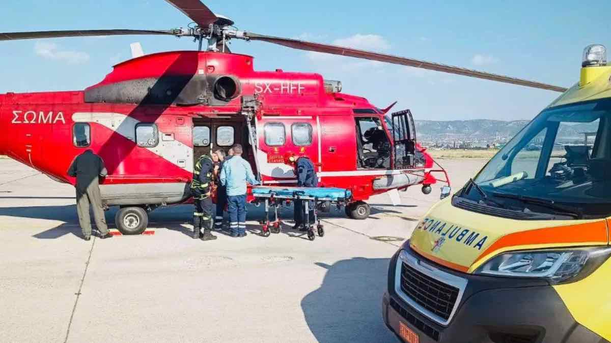 Στο Στρατιωτικό αεροδρόμιο Ελευσίνας μεταφέρθηκε γυναίκα πολυτραυματίας από την Δίρφυ
