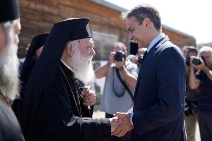 Κοινή επίσκεψη Μητσοτάκη - Αρχιεπισκόπου Ιερωνύμου στη Θήβα την Παρασκευή