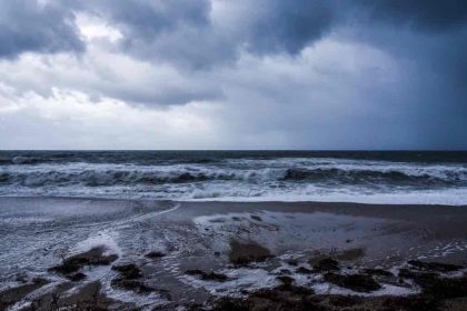 Ο καιρός την Τρίτη:Τι είναι το φαινόμενο «άνεμοι Foen» και σε ποιες περιοχές θα εμφανιστεί
