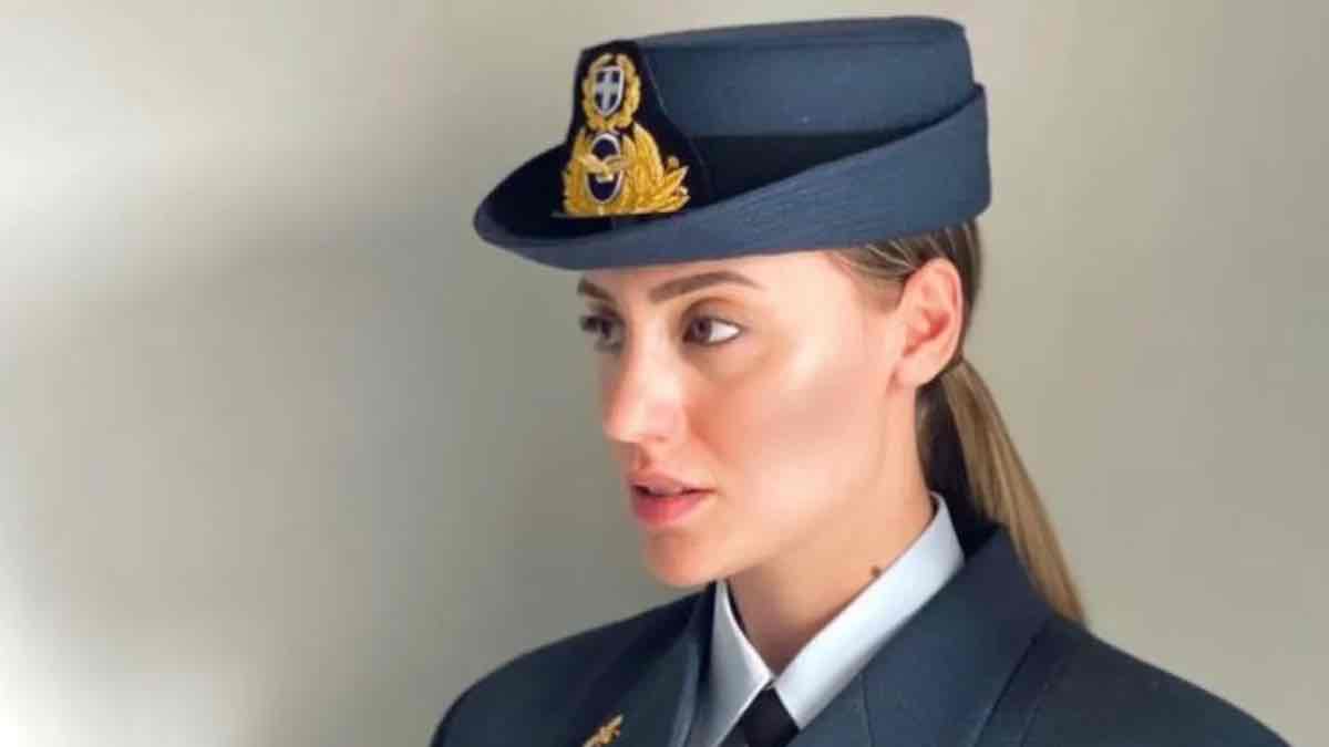 Ορκίστηκε Ανθυποσμηναγός της Πολεμικής Αεροπορίας η Άννα Κορακάκη