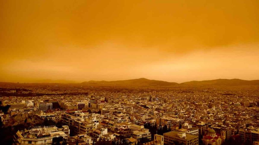«Αποικία στον Άρη» η Αττική από την αφρικανική σκόνη - Δείτε φωτογραφίες